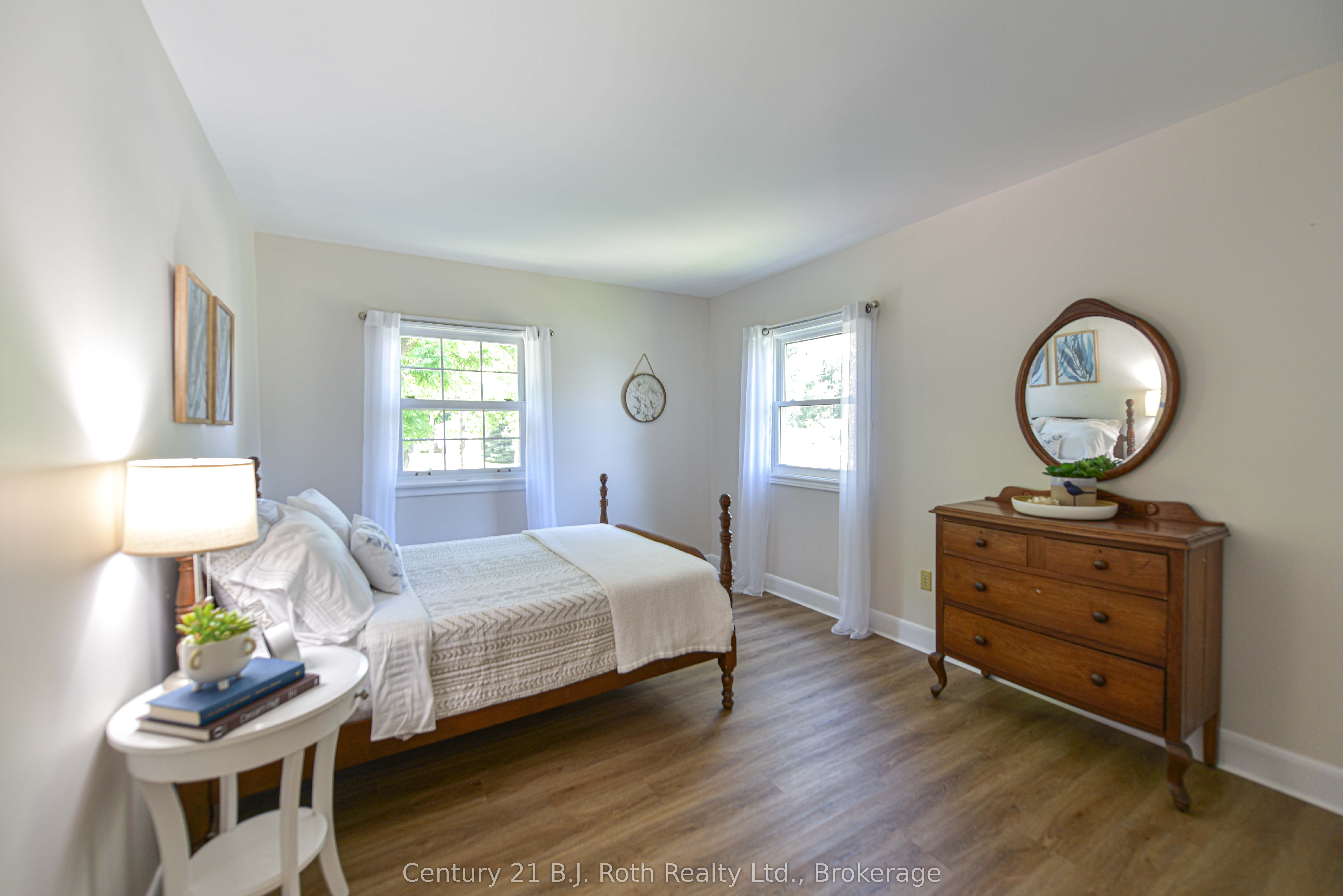 330 Bay Street Property Photo 22