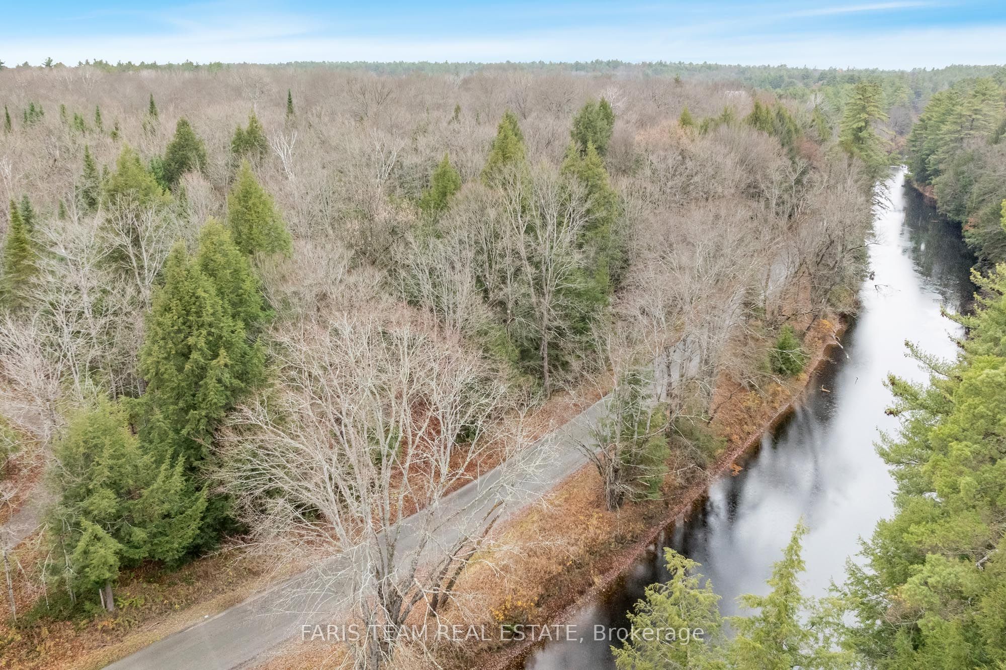 7950 Kings River Road Property Photo 8