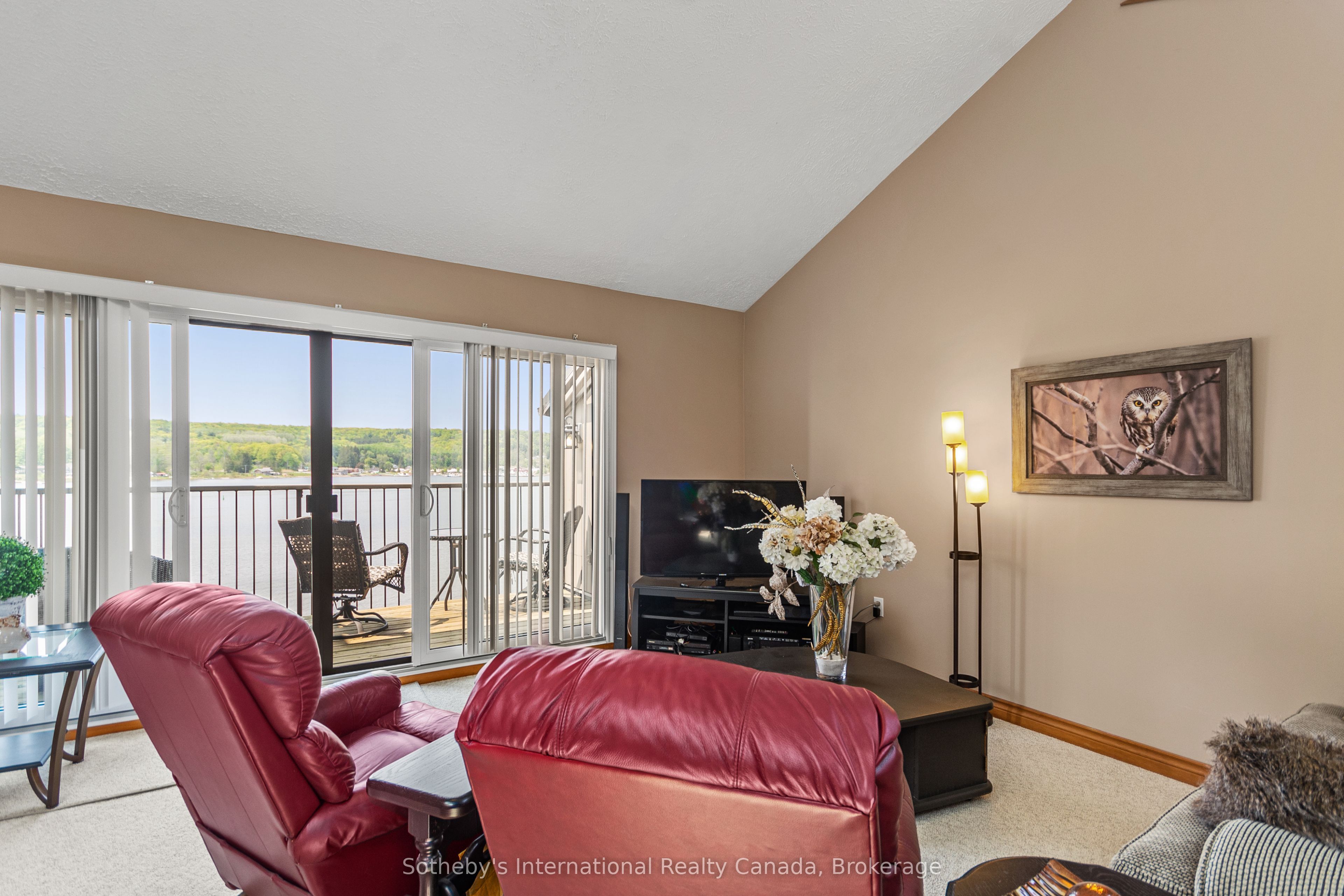 8 Beck Boulevard 10 Property Photo 28