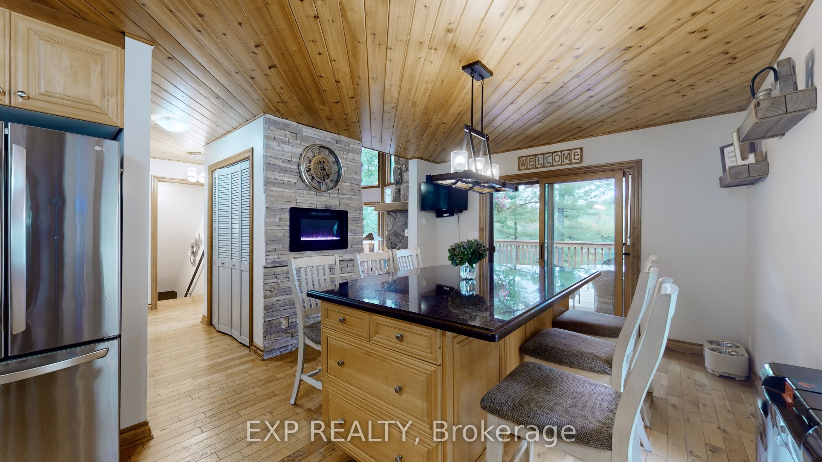 3413 Flat Rapids Lane Property Photo 8