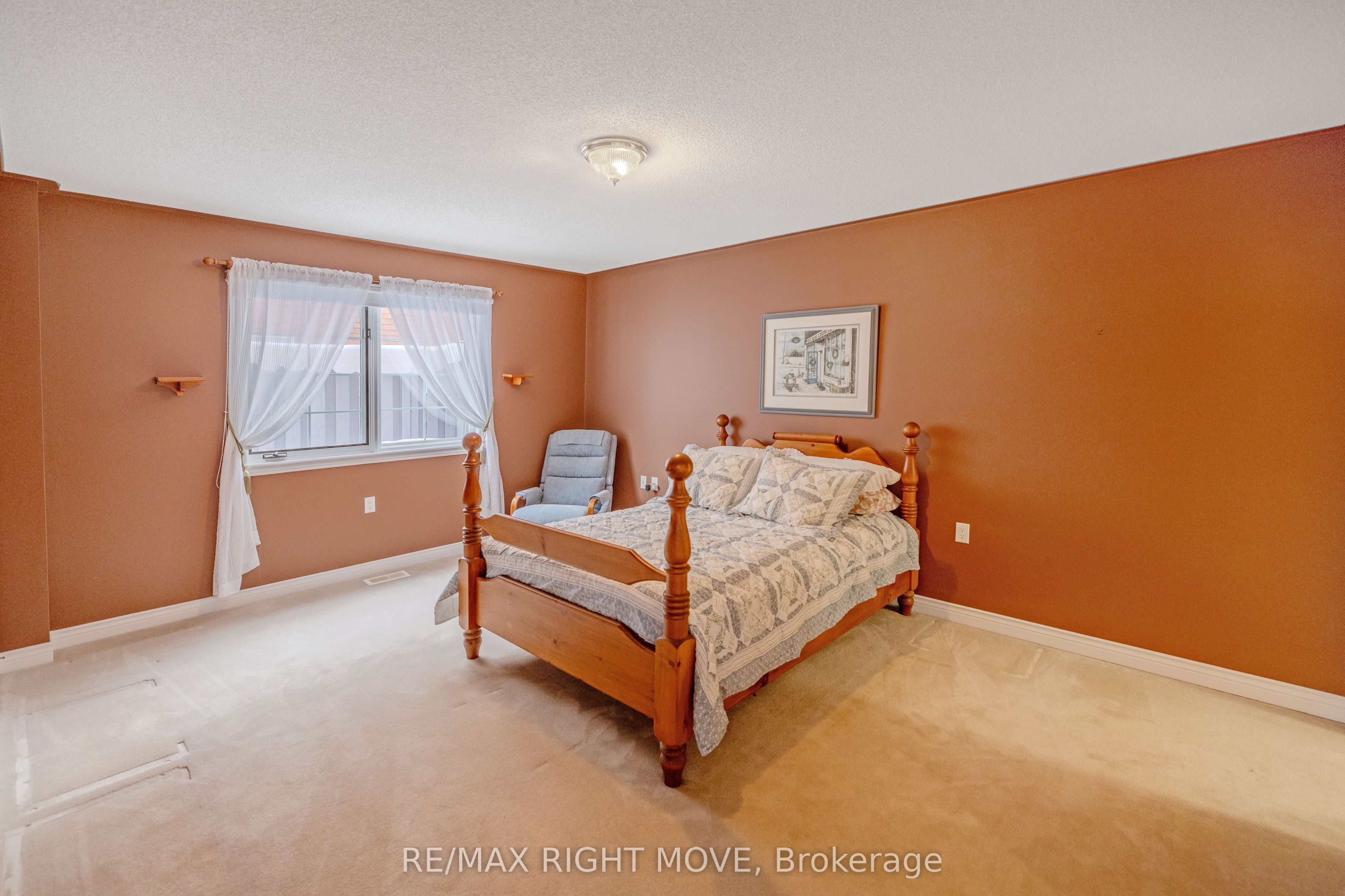 #307 - 30 Museum Drive Property Photo 9