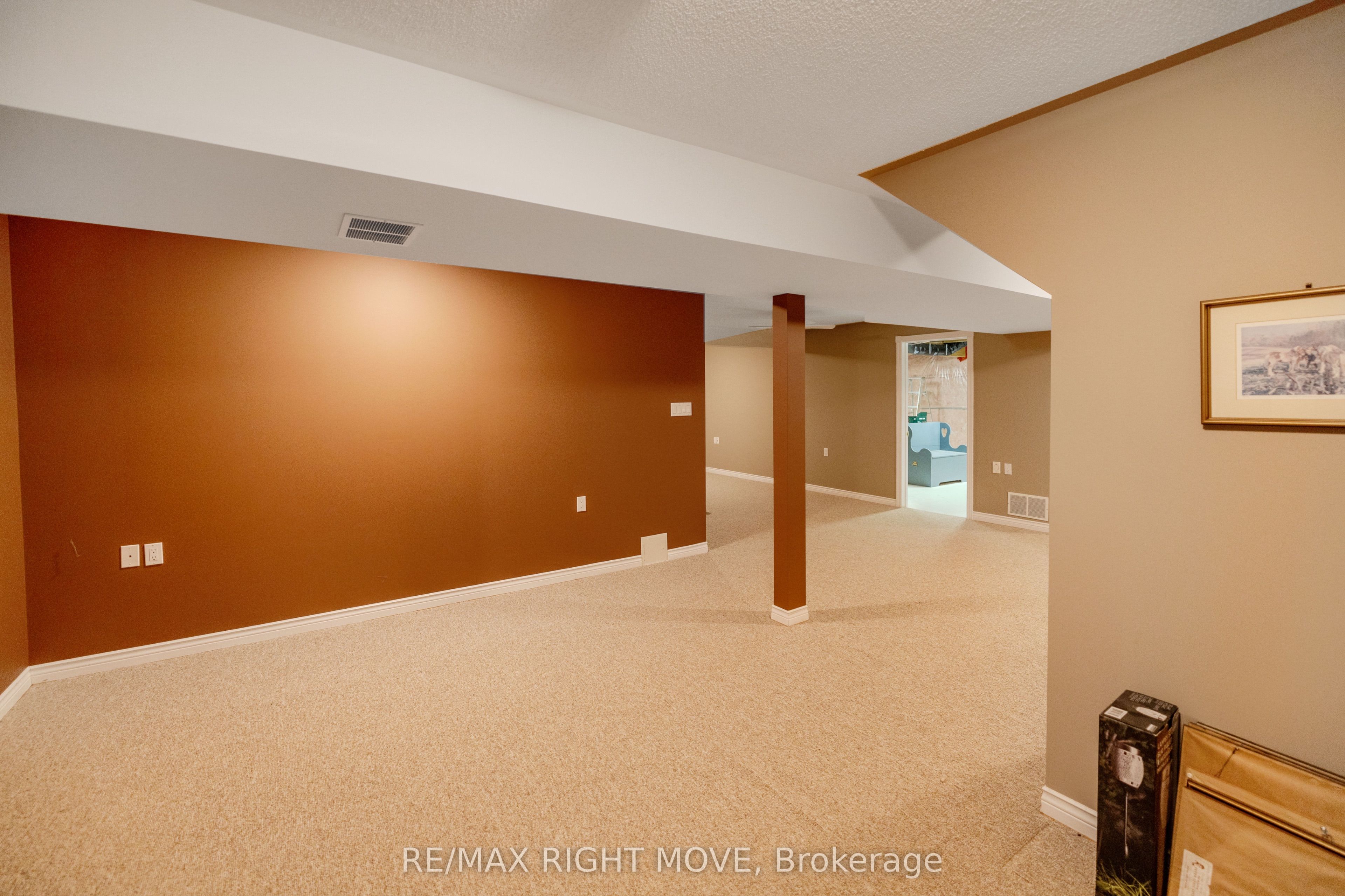 #307 - 30 Museum Drive Property Photo 19