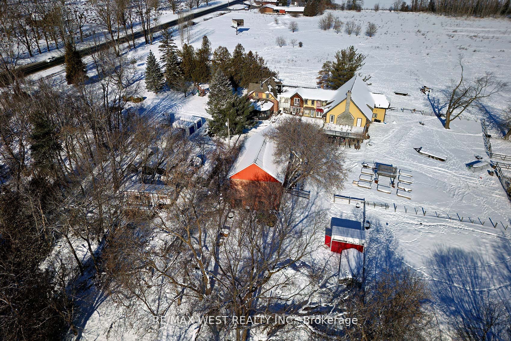 7640 Hwy 26 Road Property Photo 10