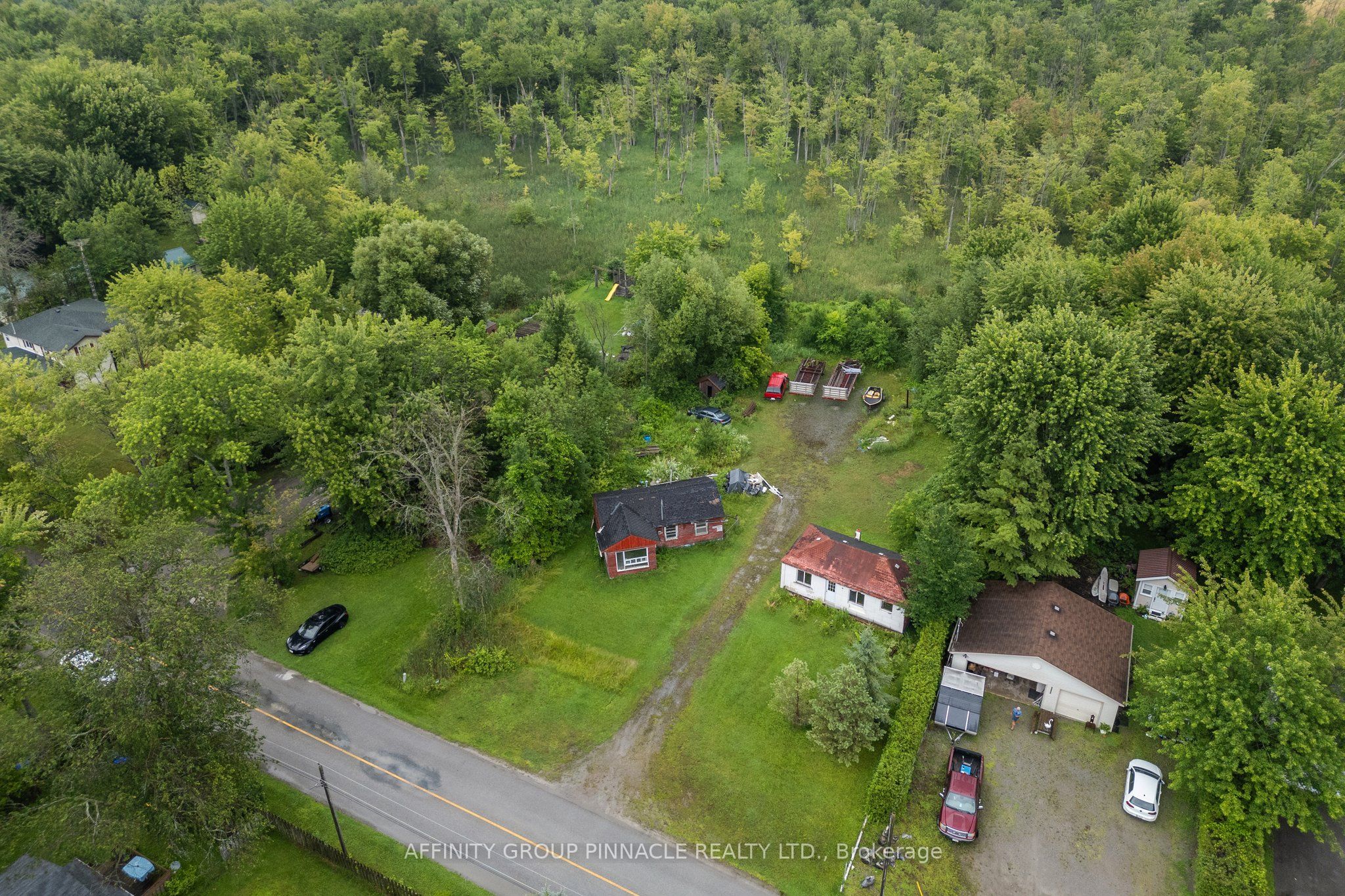 2559 Lakeshore Drive 1 & 4 Property Photo 14