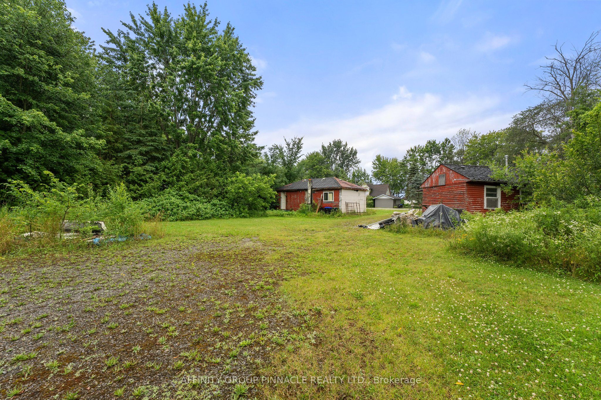 2559 Lakeshore Drive 1 & 4 Property Photo 27