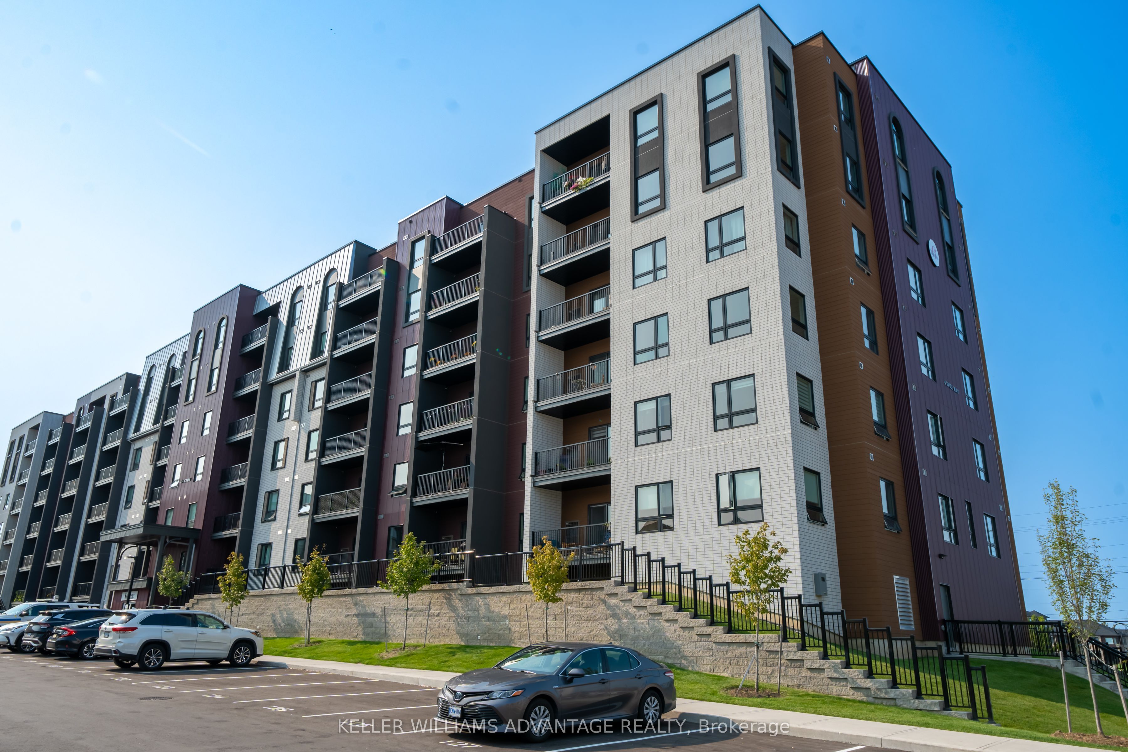 #104 - 4 Spice Way Property Photo 1
