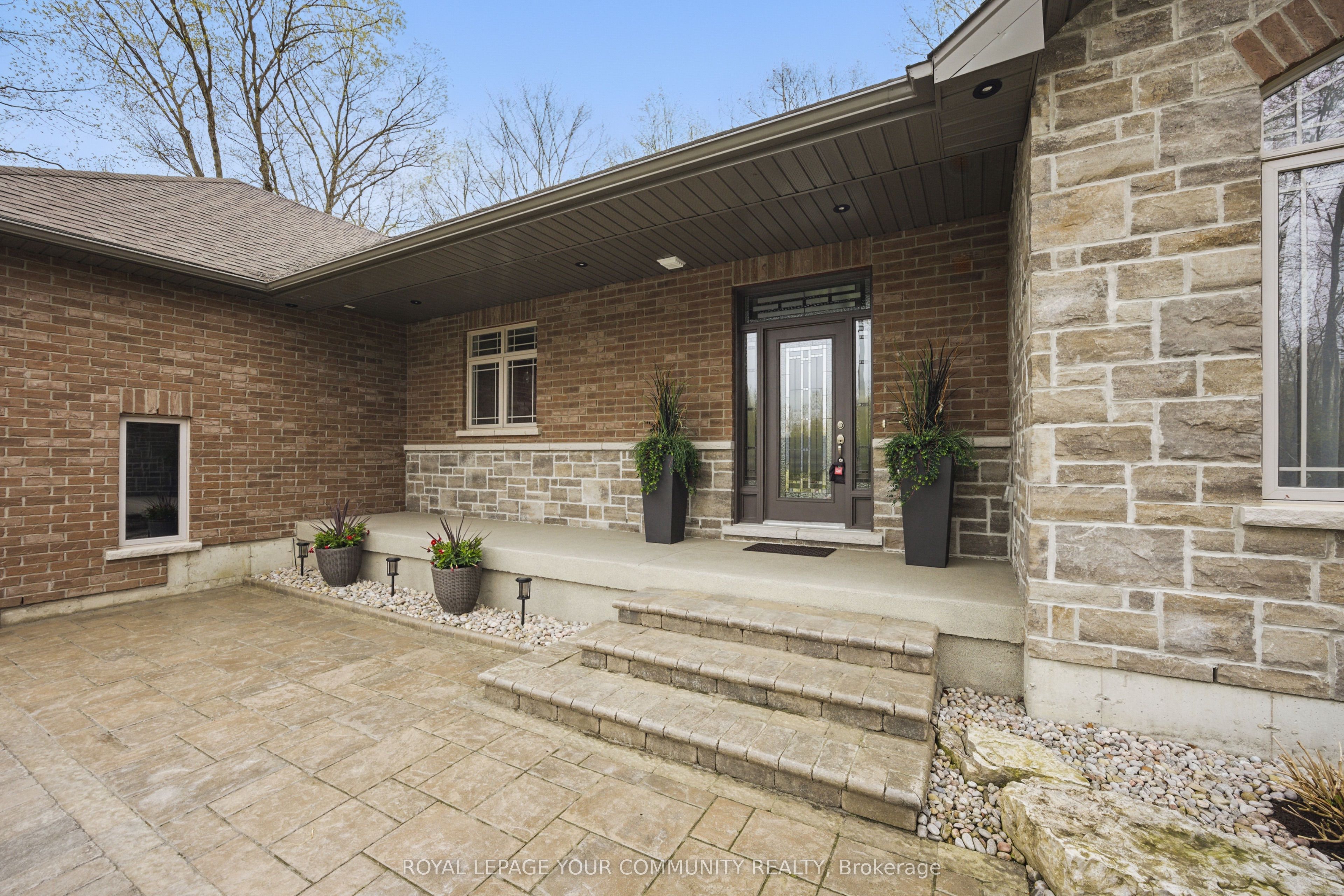 37 Heron Boulevard Property Photo 4