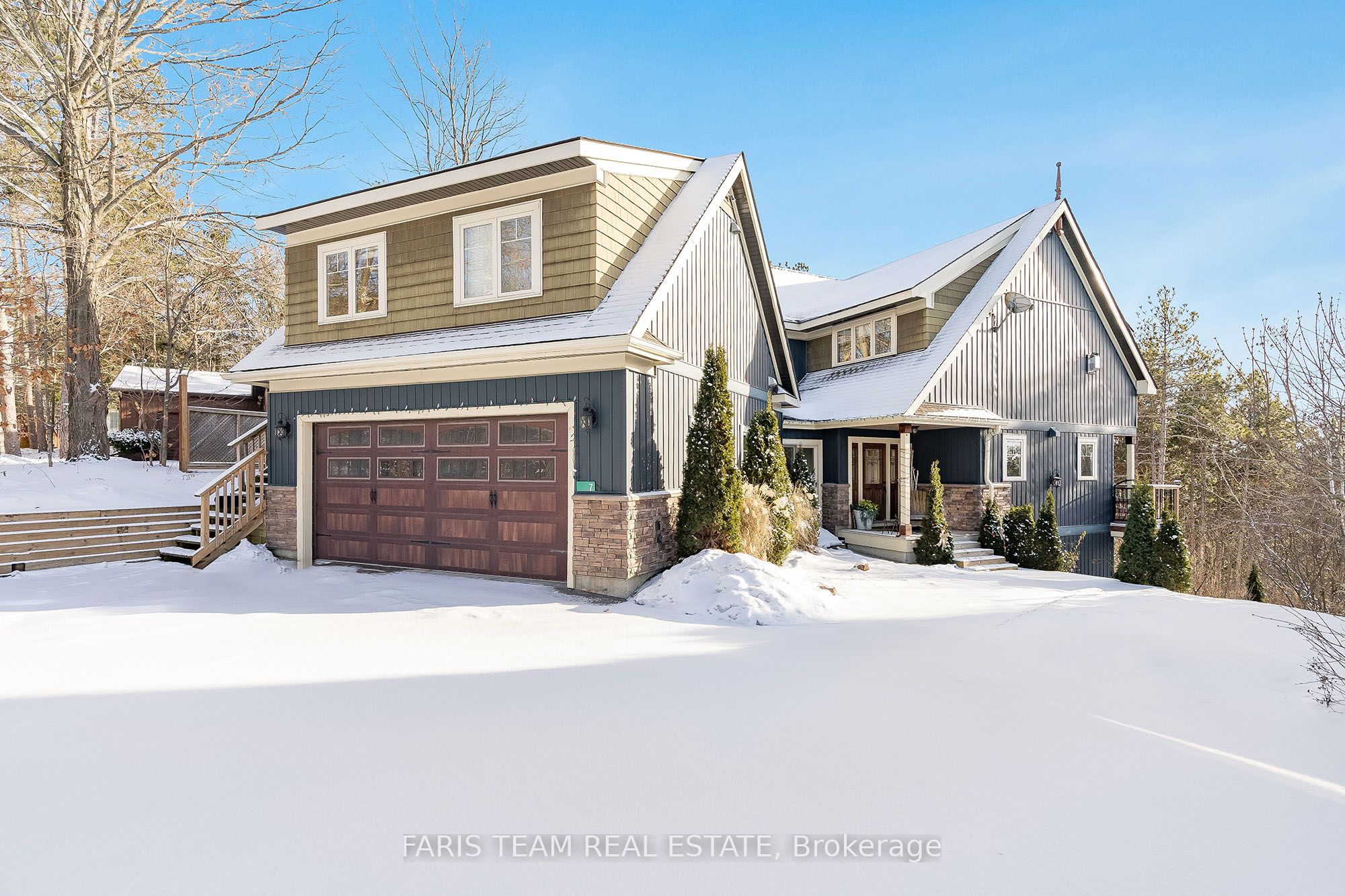 7 Pine Point Property Photo 1