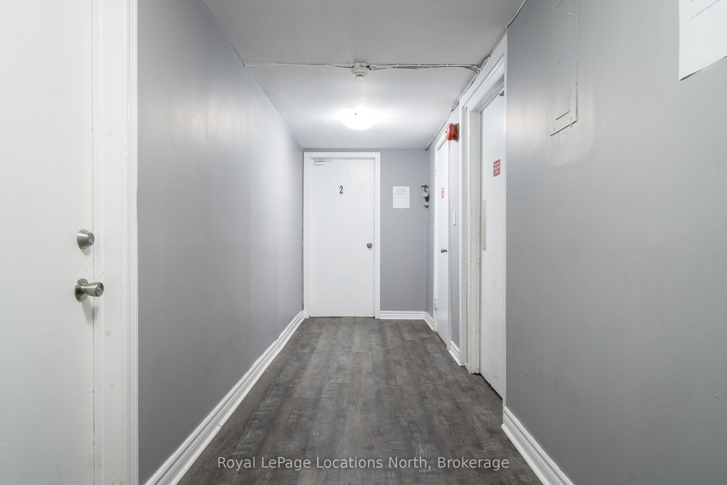 593 Hurontario Street Property Photo 5