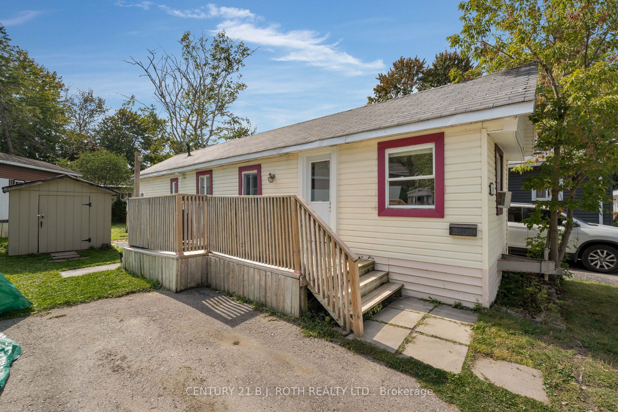 #222 - 580 West Street Property Photo 1
