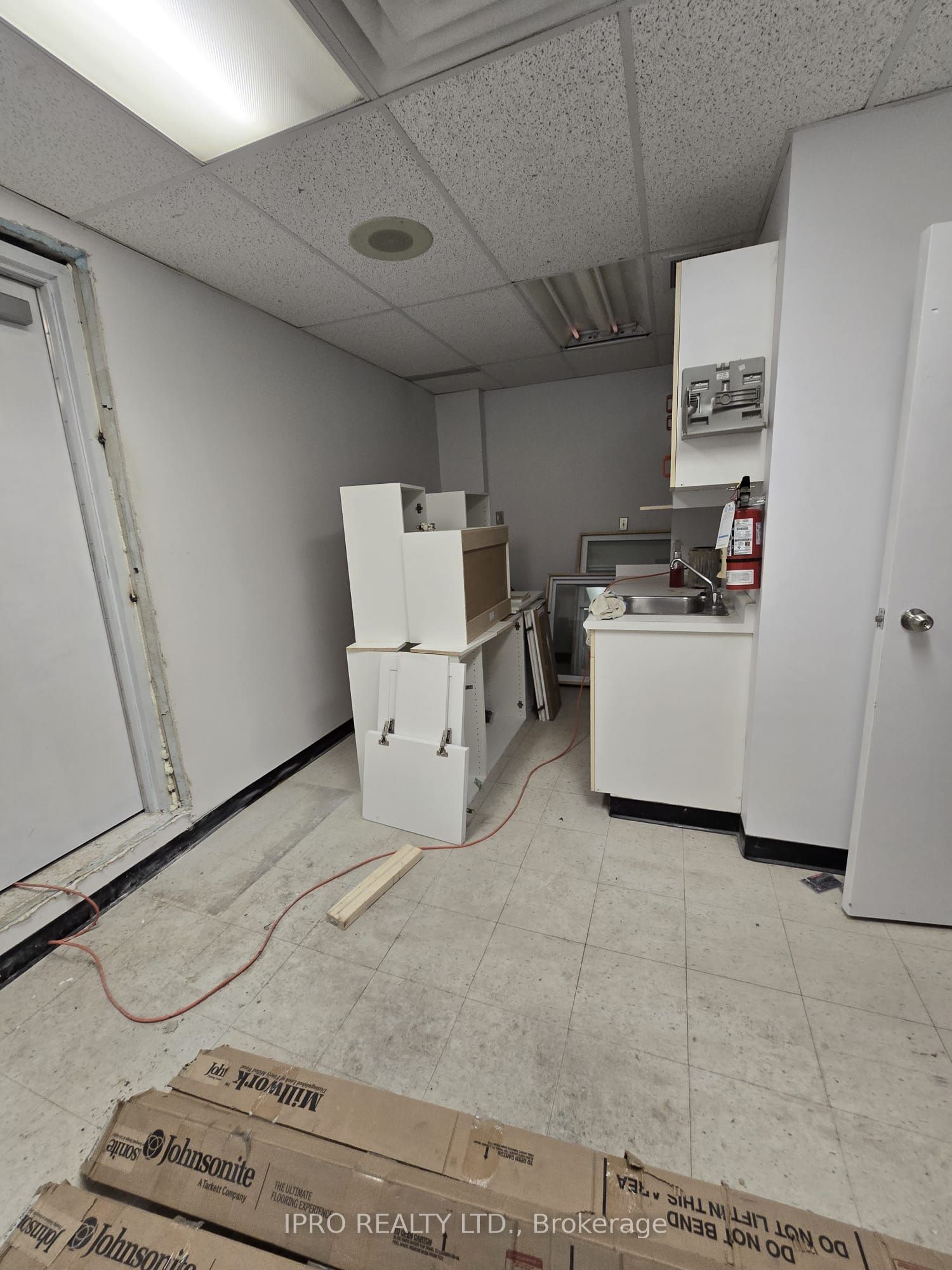 #b1 - 128 Penetang Street Property Photo 21