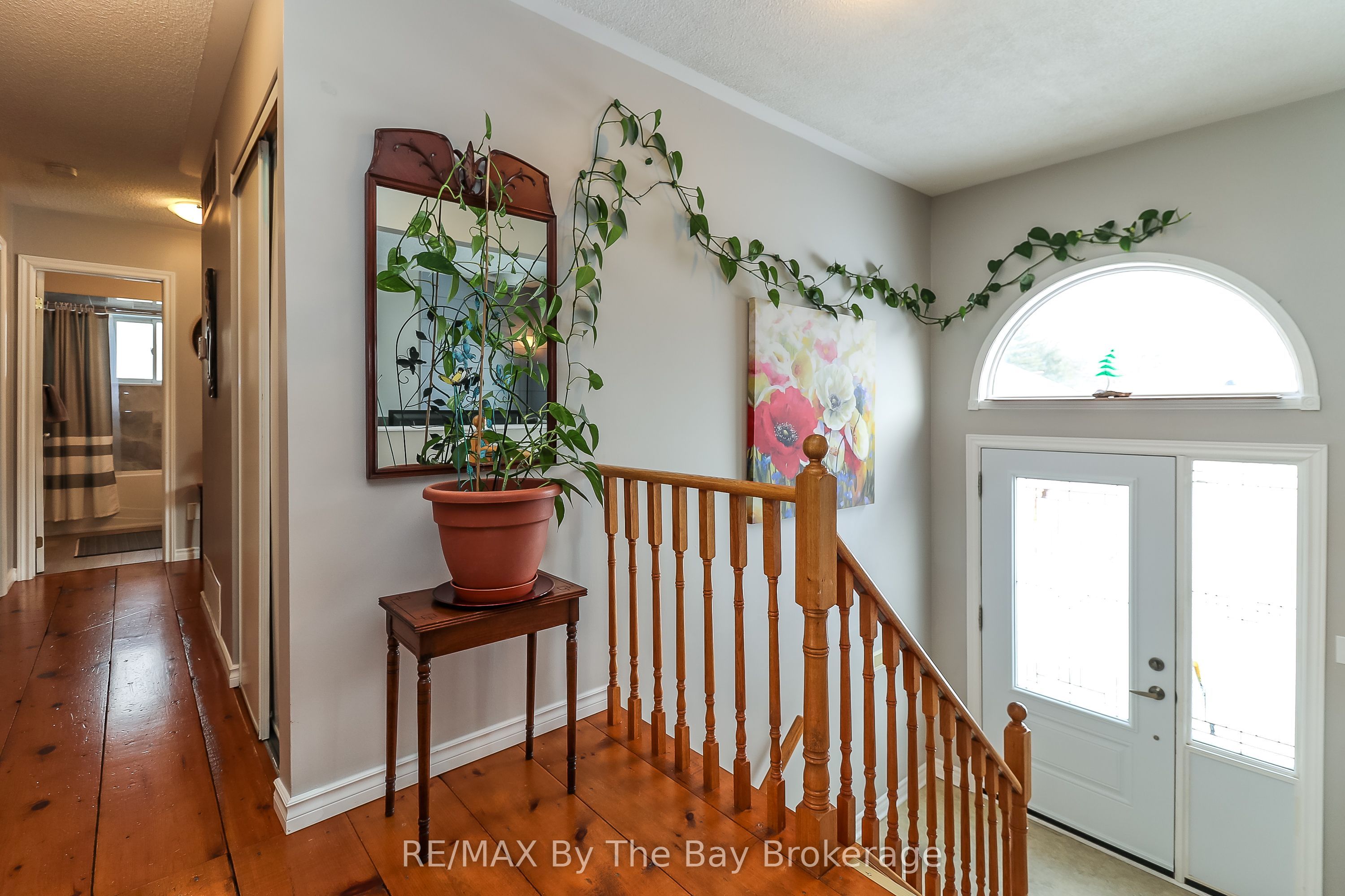94 Leo Boulevard Property Photo 3