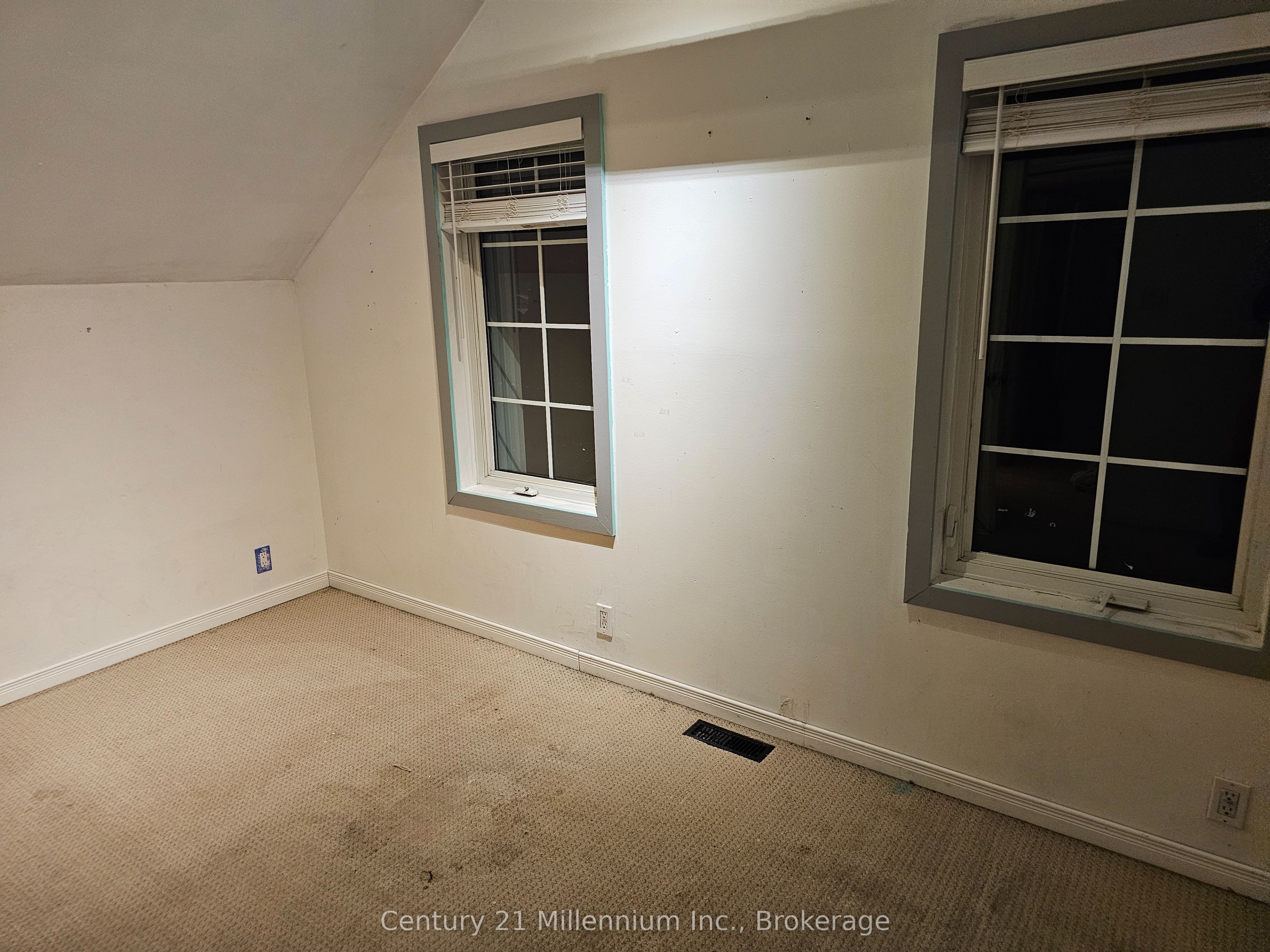 22 Market Street Property Photo 11