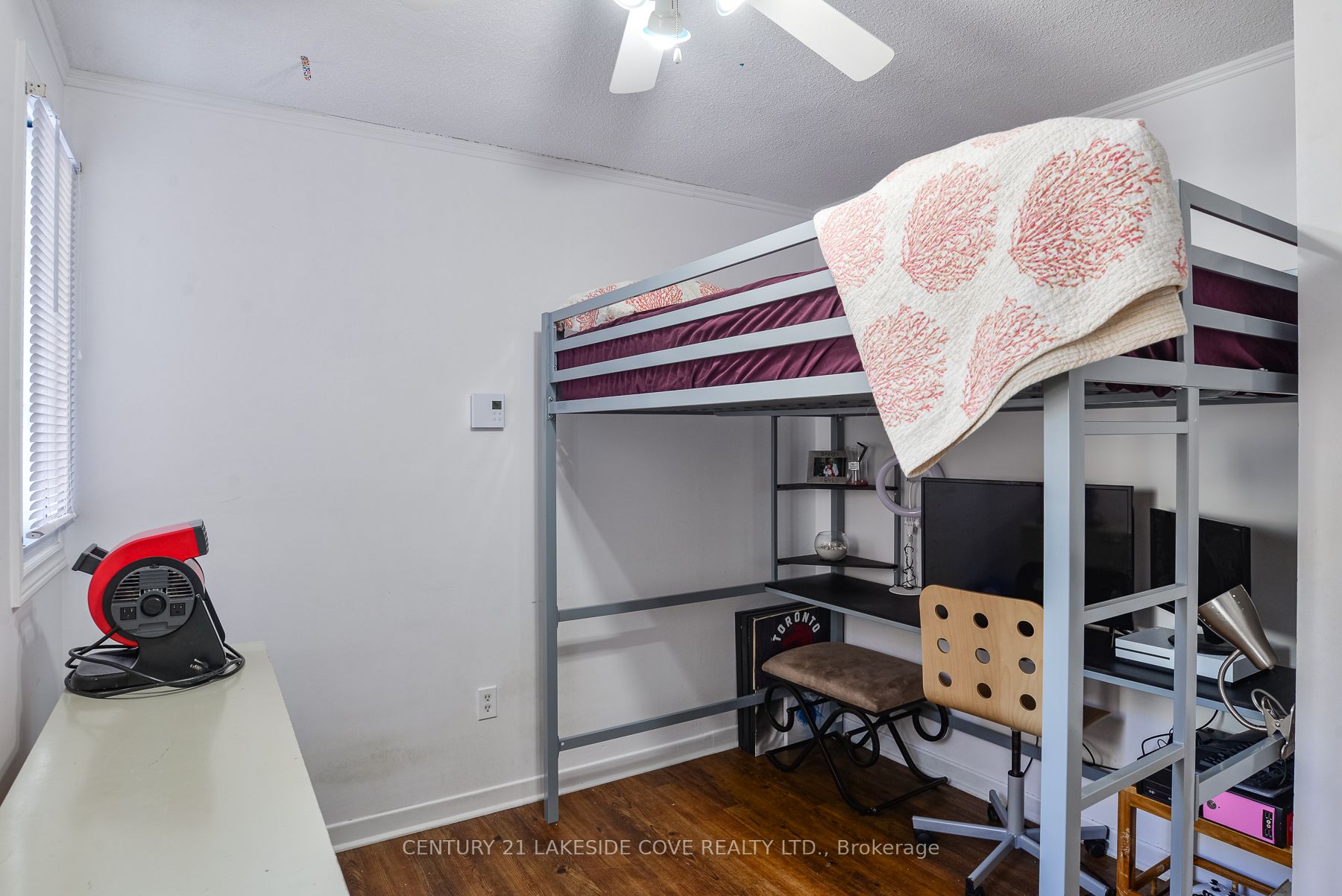 #unit 5 - 4 Paradise Boulevard Property Photo 16