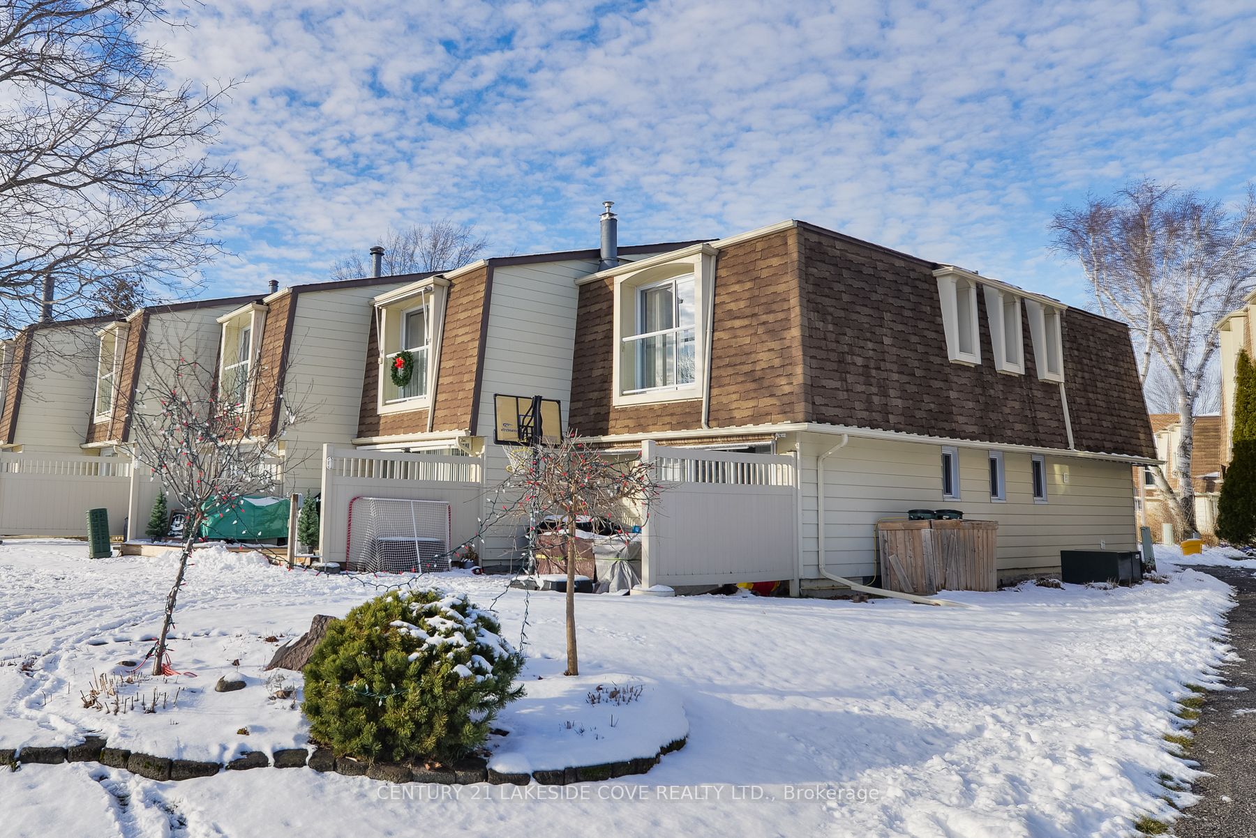#unit 5 - 4 Paradise Boulevard Property Photo 36