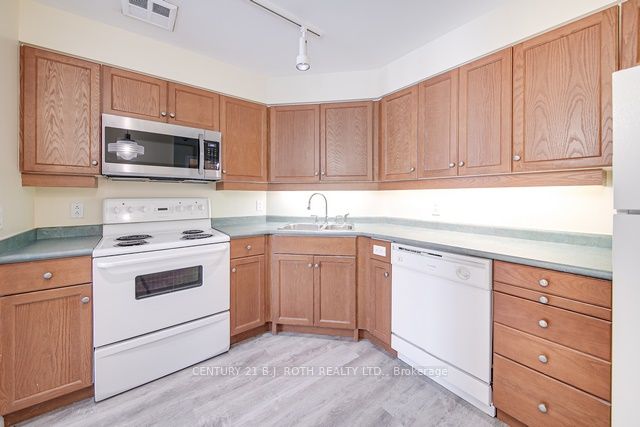 #41 - 74 Ross Street Property Photo 5