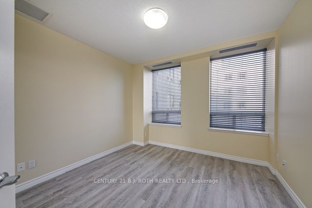 #41 - 74 Ross Street Property Photo 8