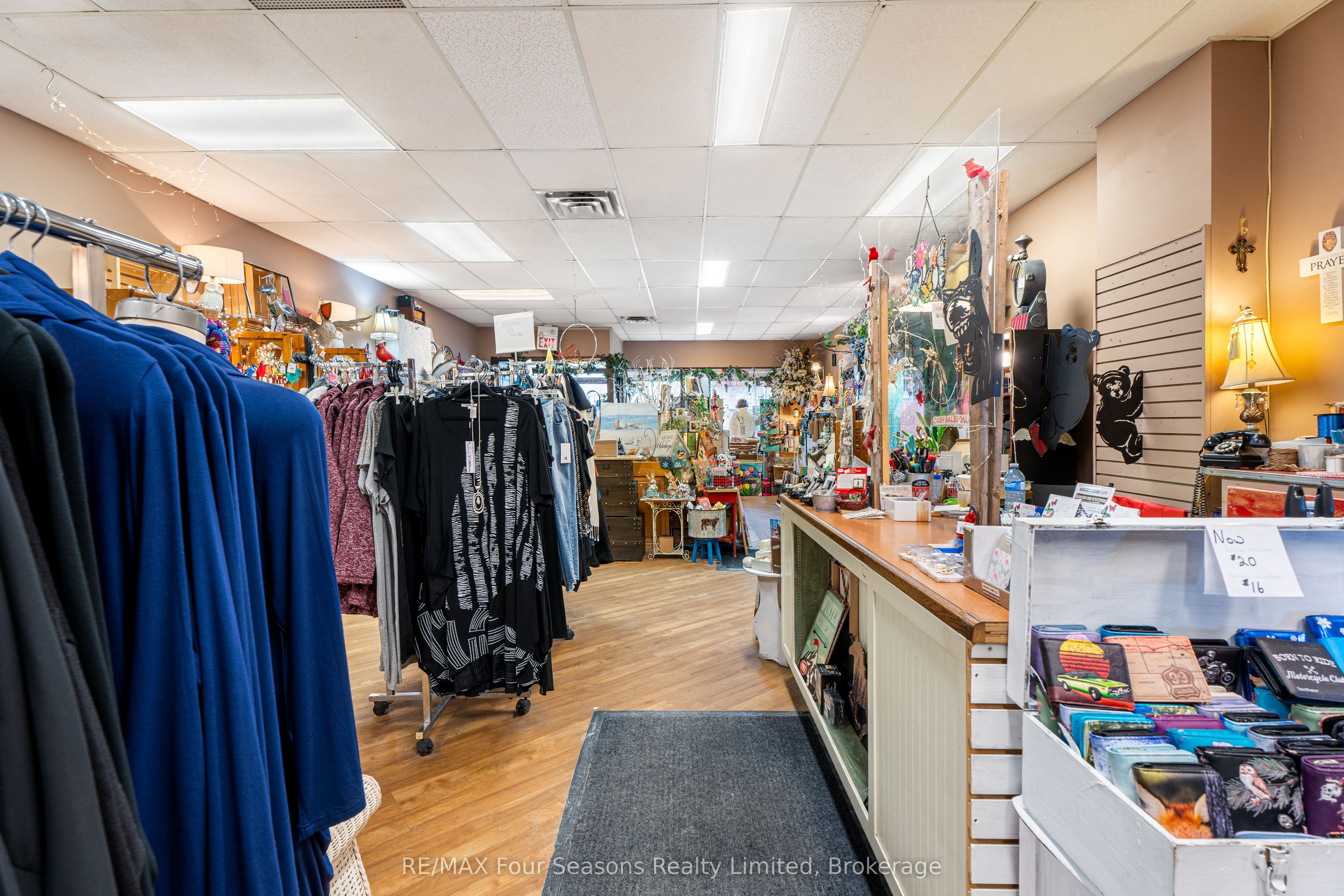 #2 - 191 Hurontario Street Property Photo 8