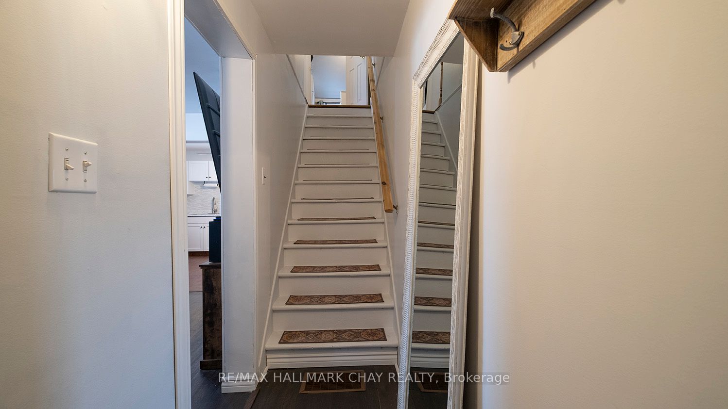 335 Russell Street Property Photo 12