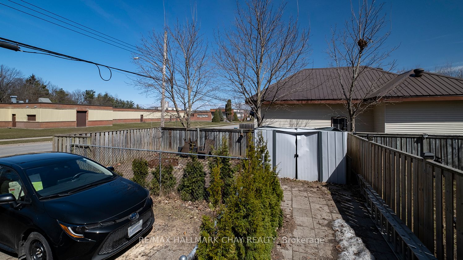 335 Russell Street Property Photo 27
