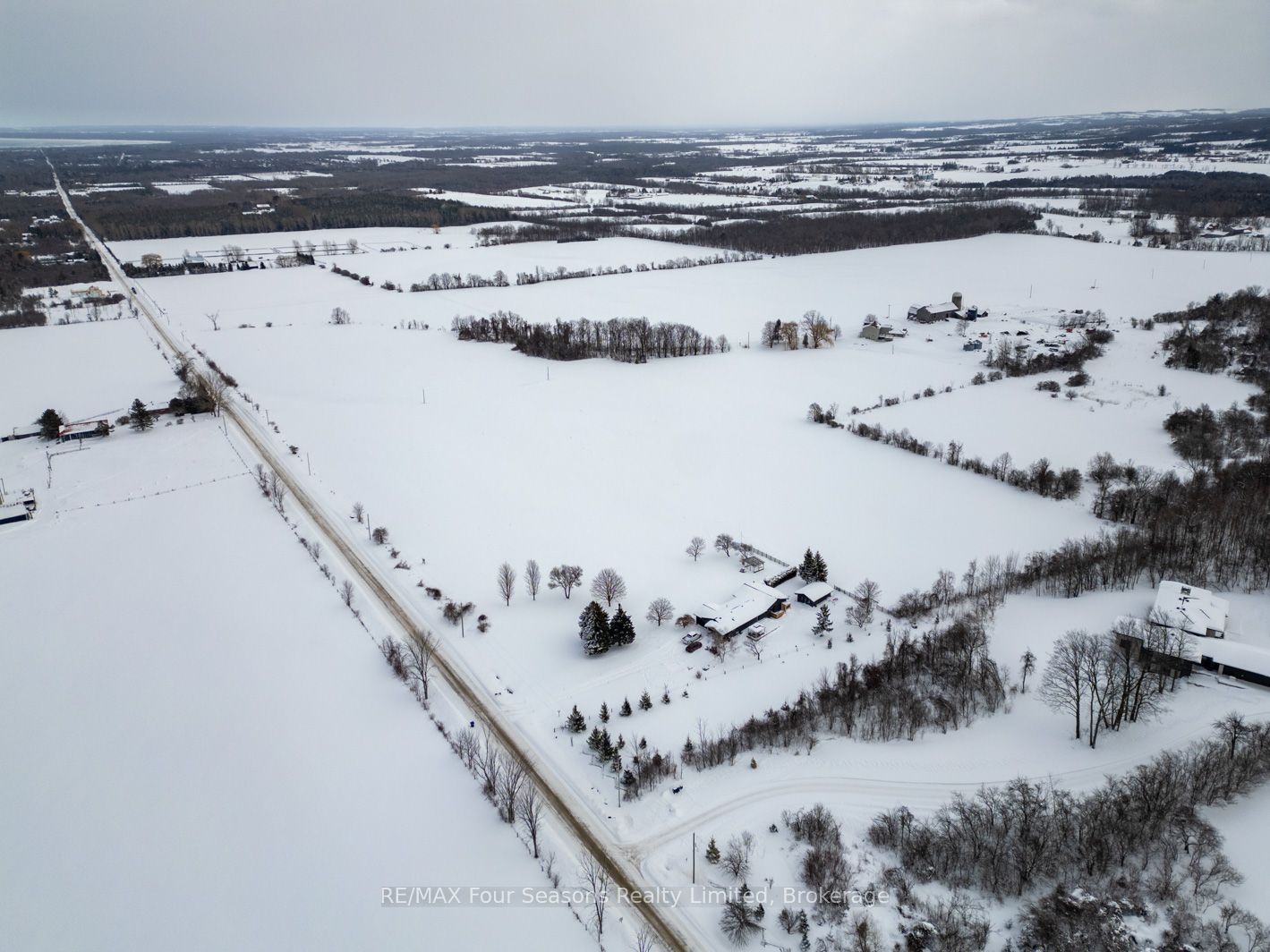 8483 36/37 Nottawasaga Sideroad Property Photo 20