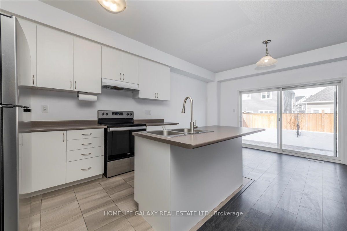 13 Hills Thistle Dr Property Photo 7