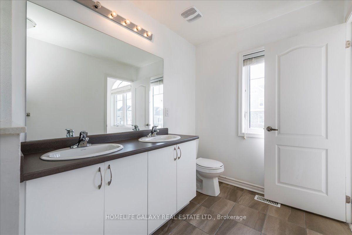 13 Hills Thistle Dr Property Photo 17