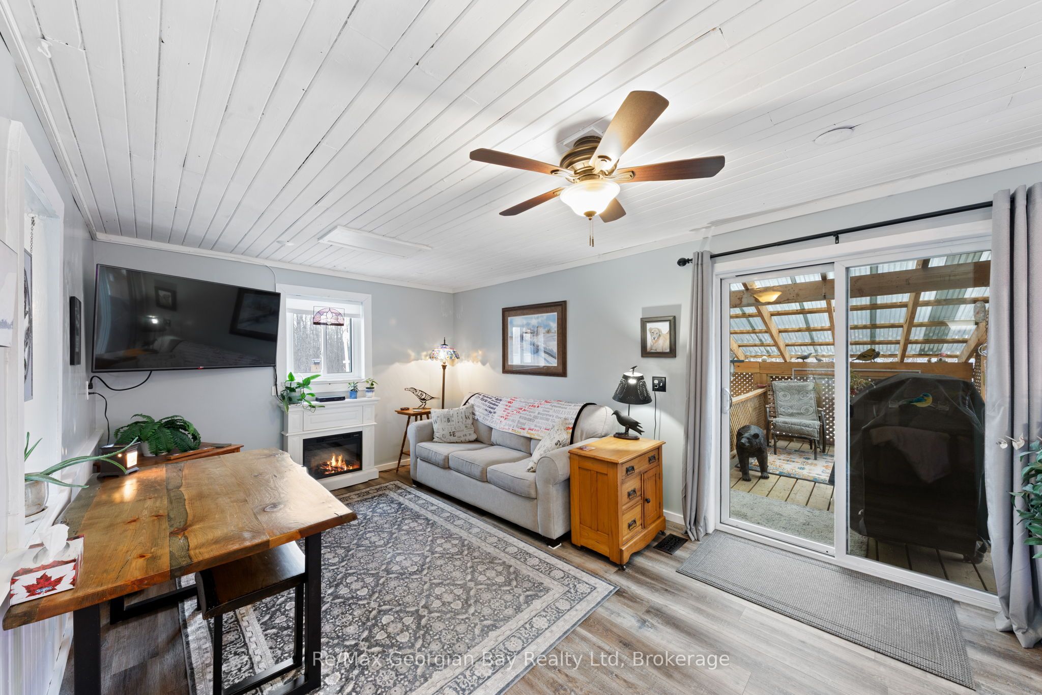2066 Irish Line Property Photo 14