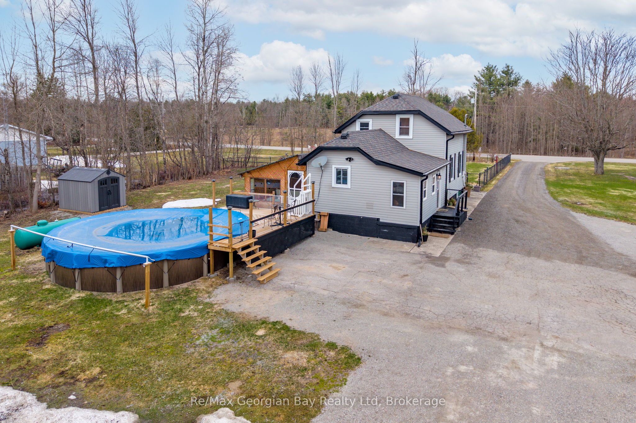 2066 Irish Line Property Photo 33