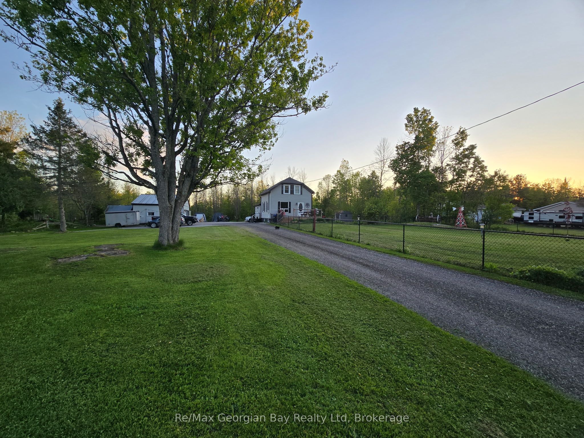 2066 Irish Line Property Photo 34