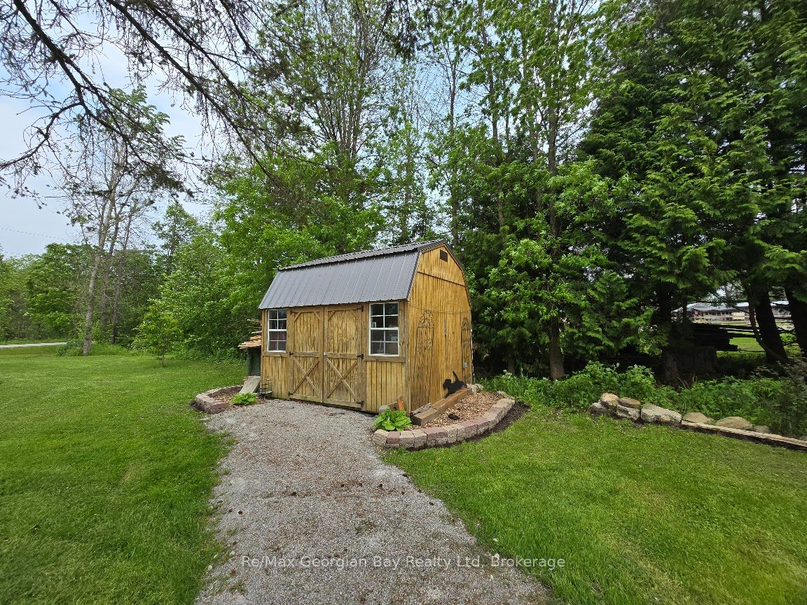 2066 Irish Line Property Photo 38