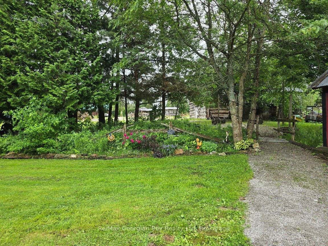 2066 Irish Line Property Photo 40