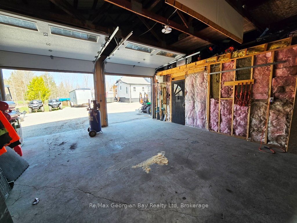 2066 Irish Line Property Photo 45