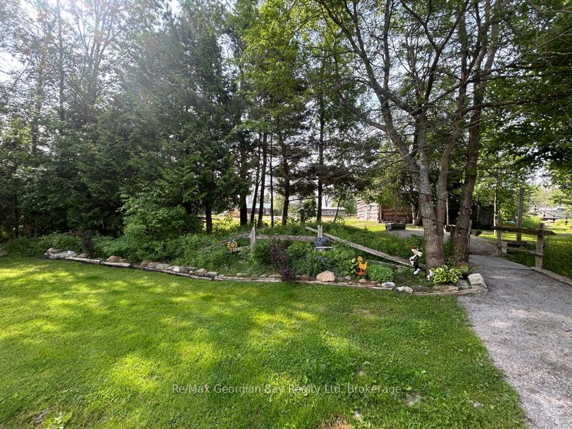 2066 Irish Line Property Photo 46