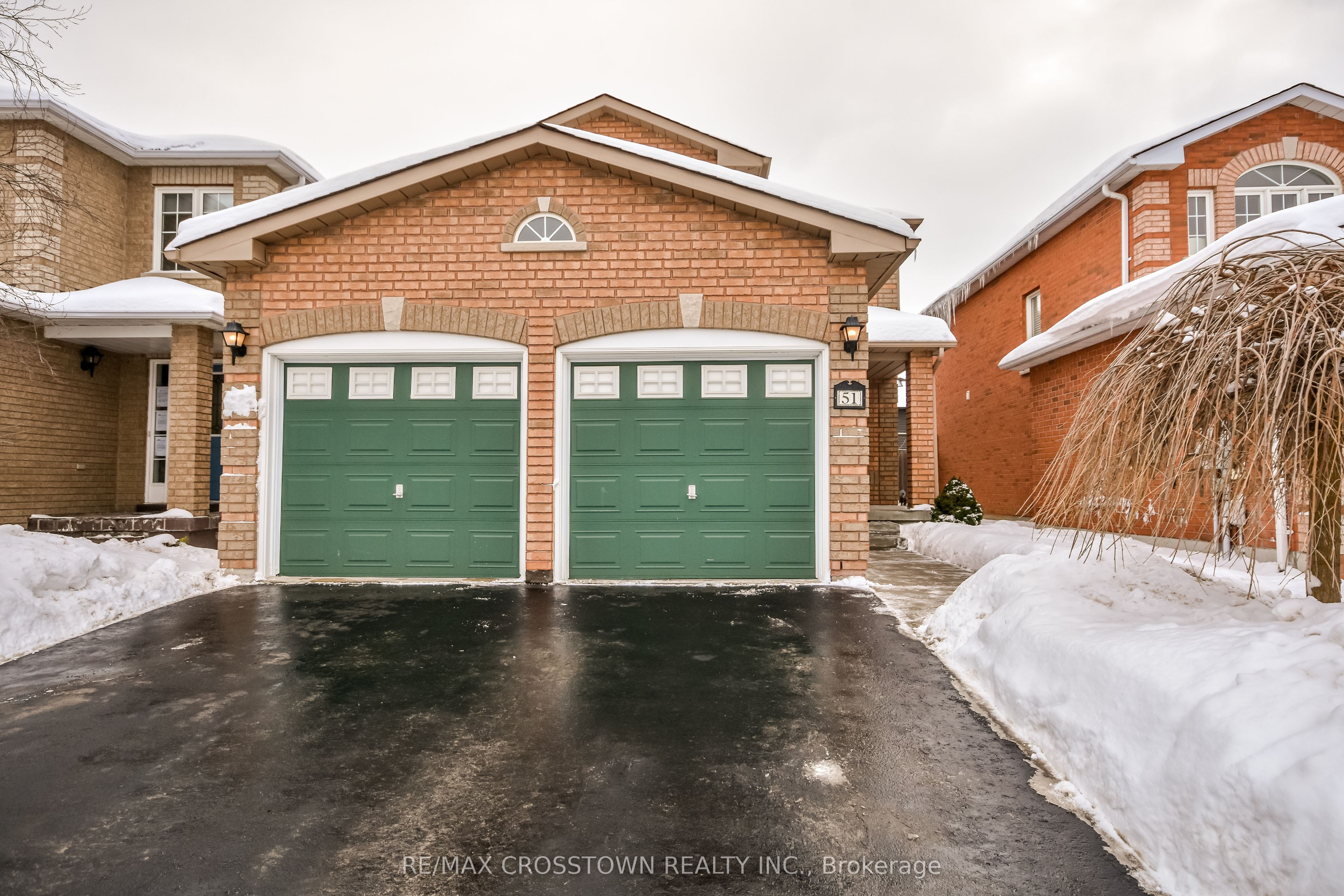 51 Catherine Drive Property Photo 1