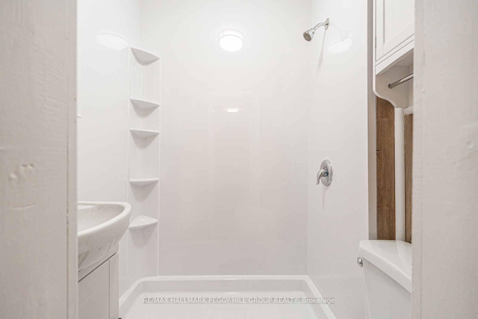 30 Queen Street Property Photo 15