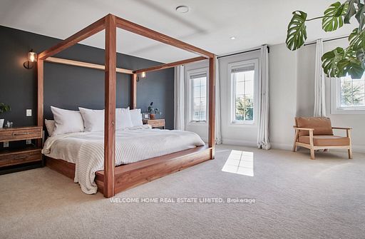 233 Centre Street Property Photo 13