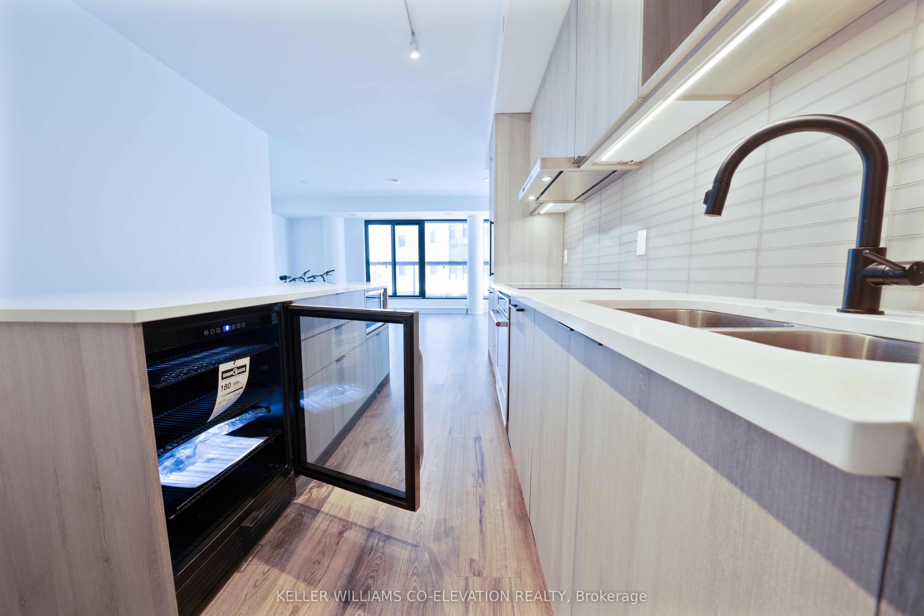#414 - 185 Dunlop Street Property Photo 1