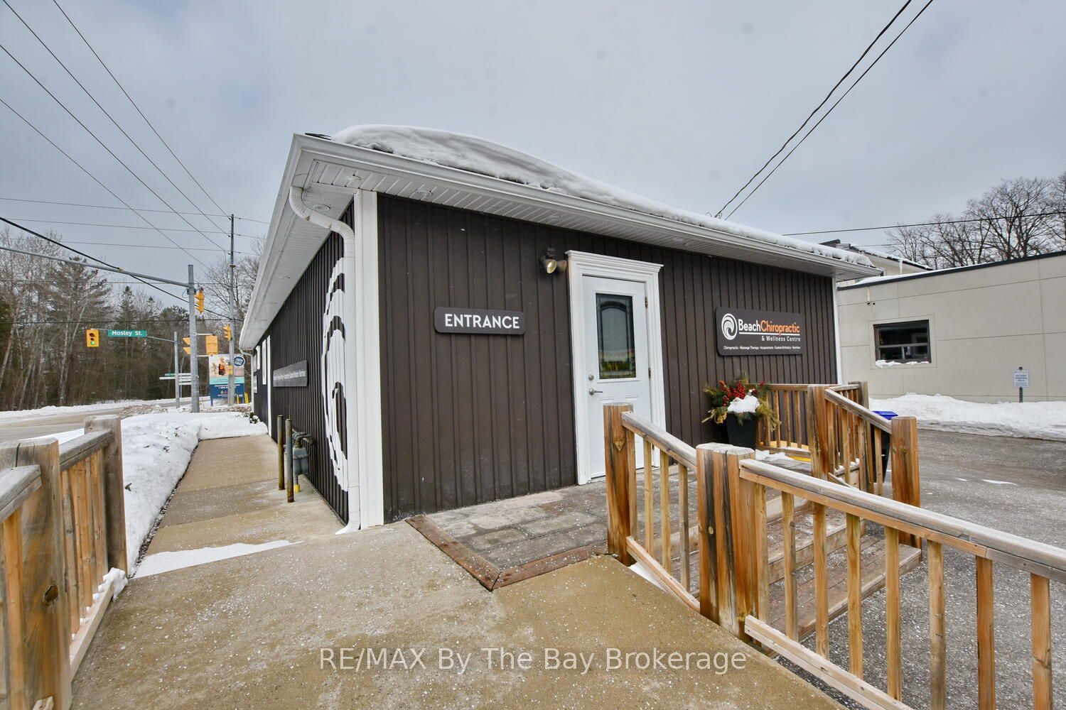 1535 Mosley Street Property Photo 7