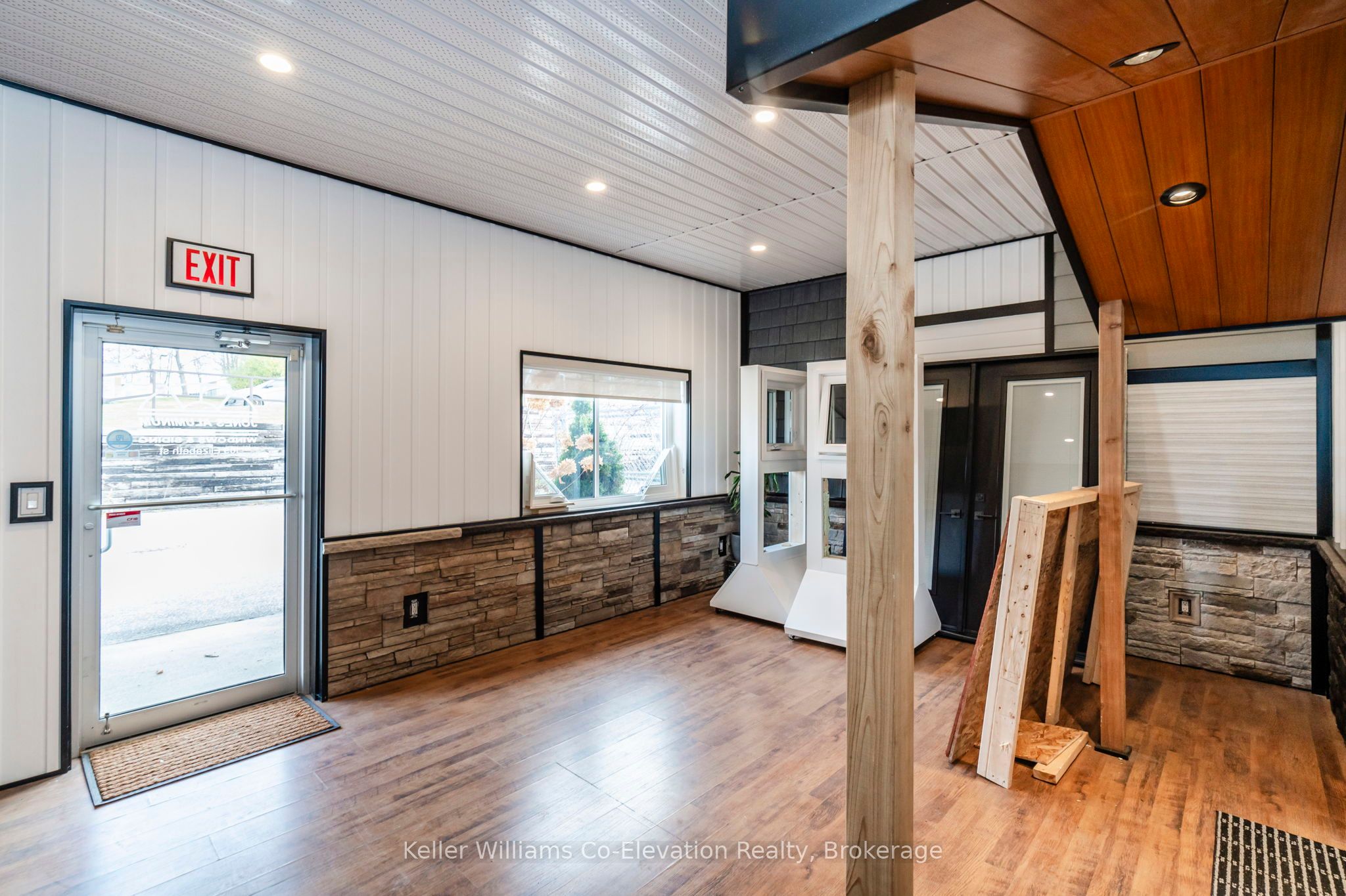 169 Elizabeth Street Property Photo 22