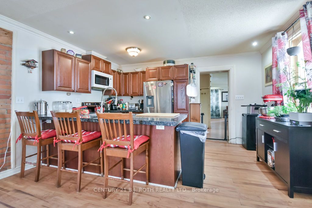 217 5 Line Property Photo 32