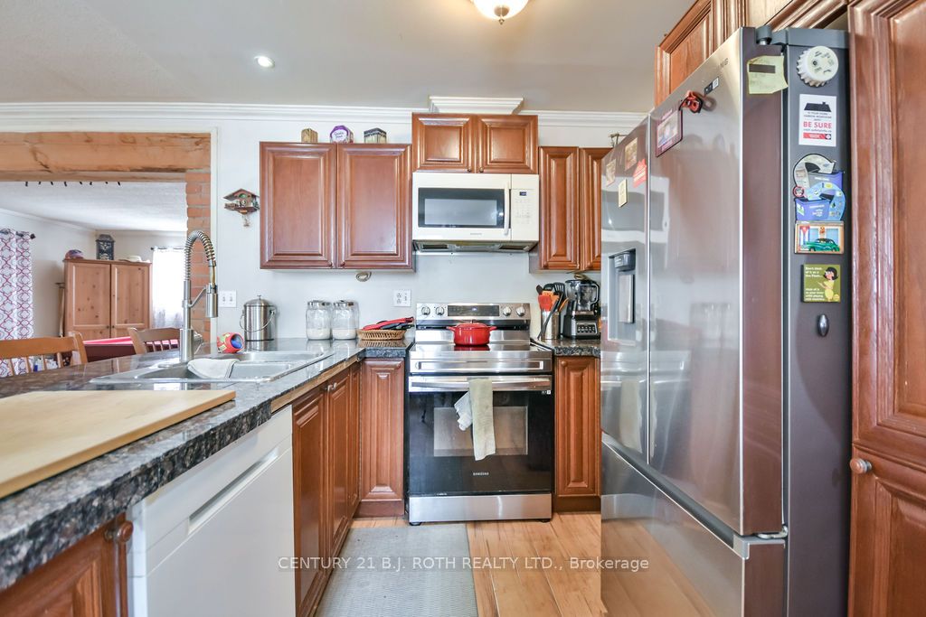 217 5 Line Property Photo 33