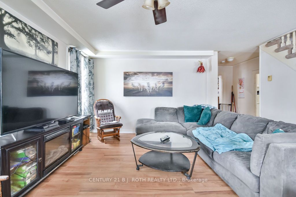 217 5 Line Property Photo 37