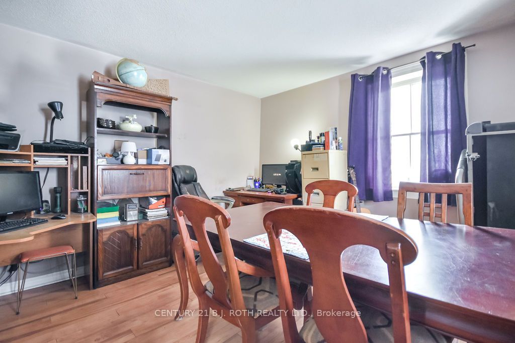217 5 Line Property Photo 42