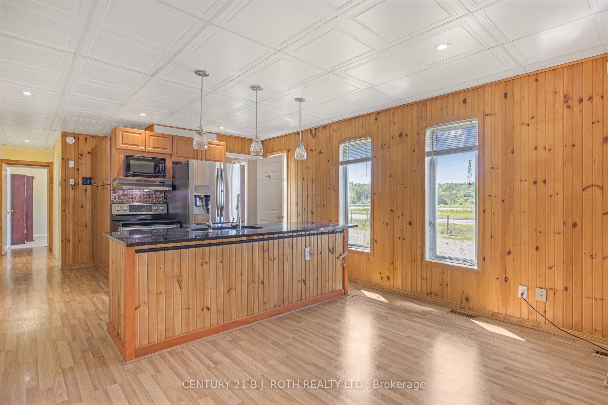 4201 Huronia Road Property Photo 8
