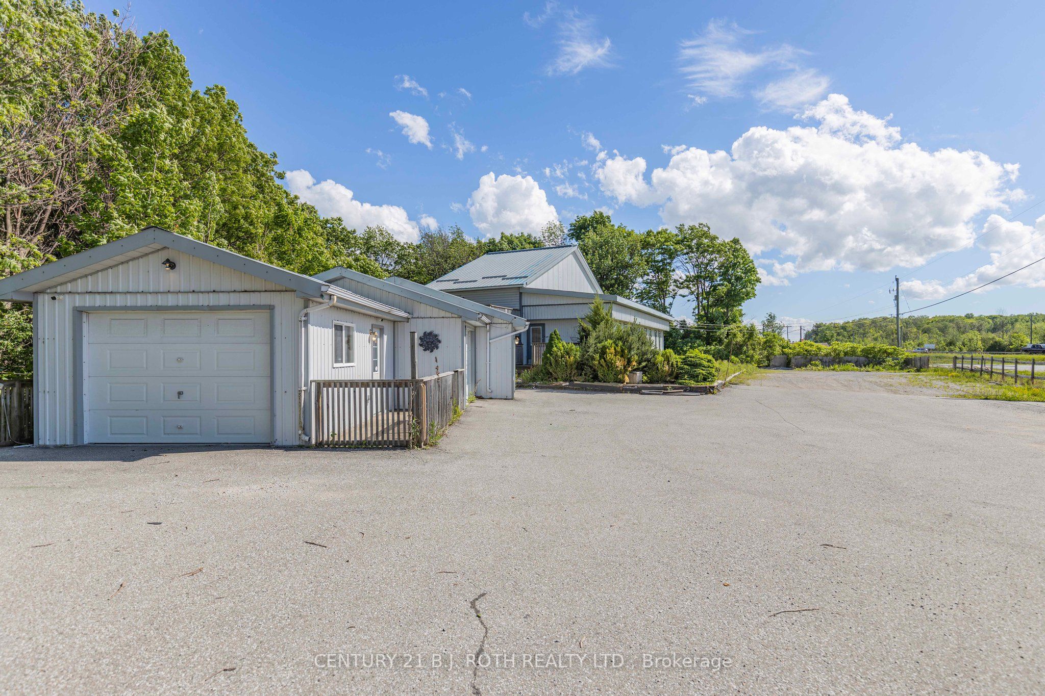 4201 Huronia Road Property Photo 27