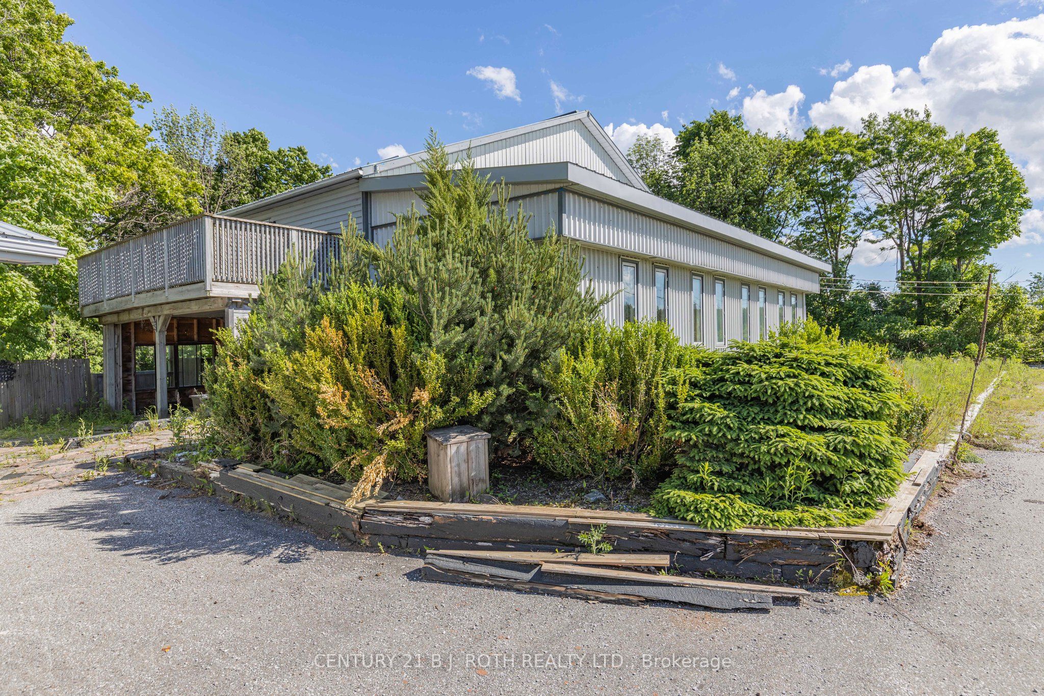 4201 Huronia Road Property Photo 28