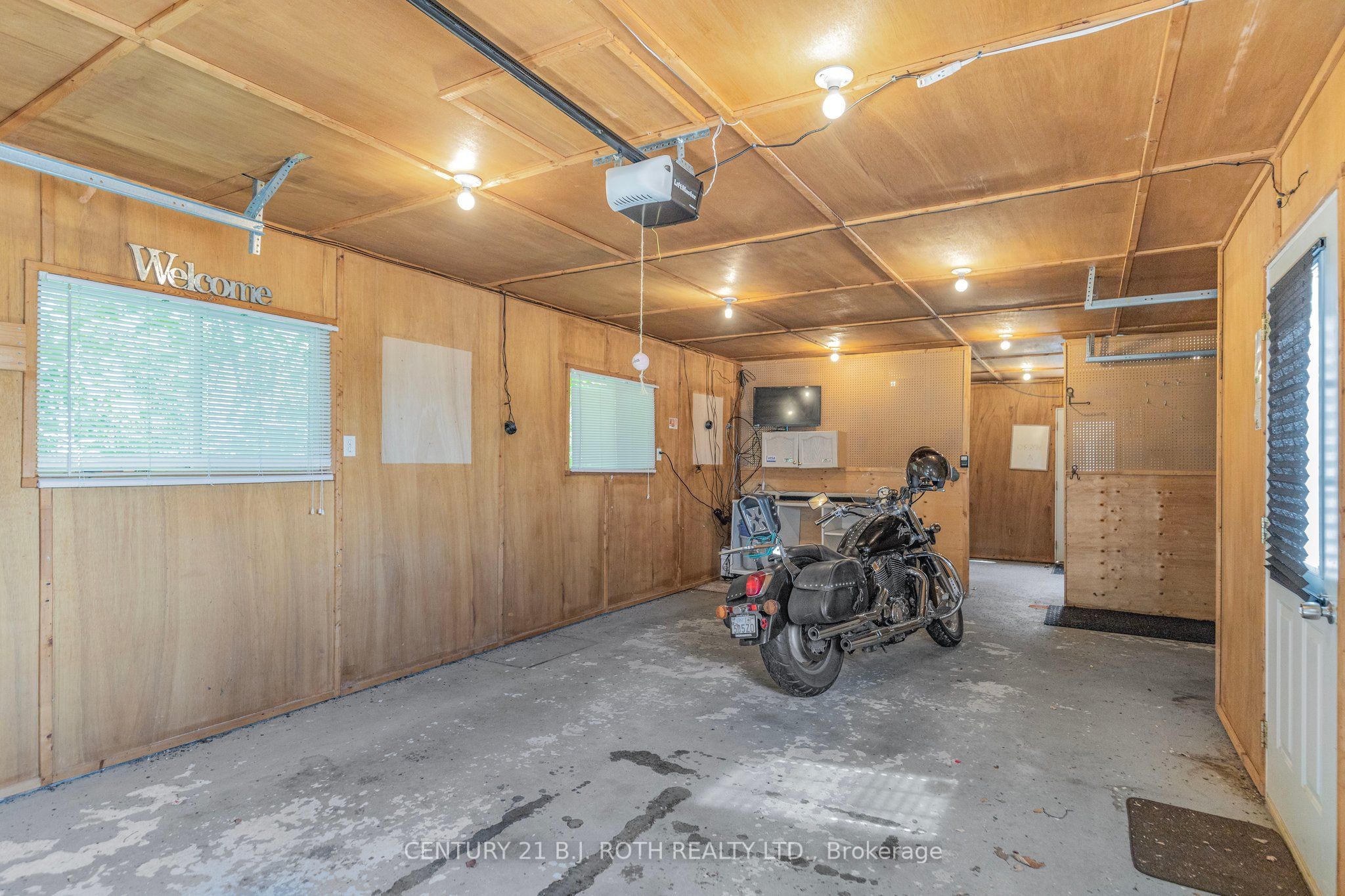4201 Huronia Road Property Photo 38