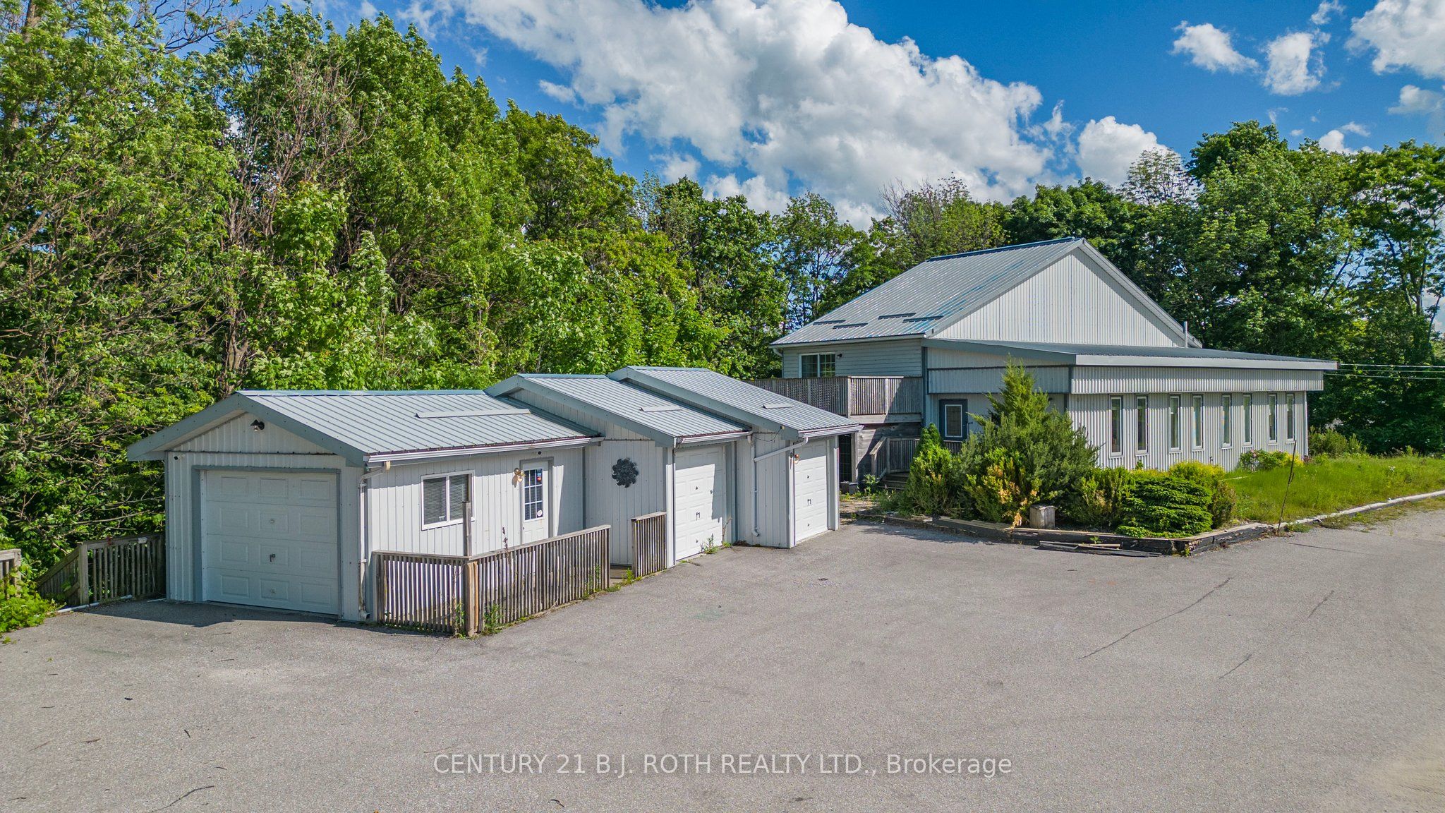 4201 Huronia Road Property Photo 40