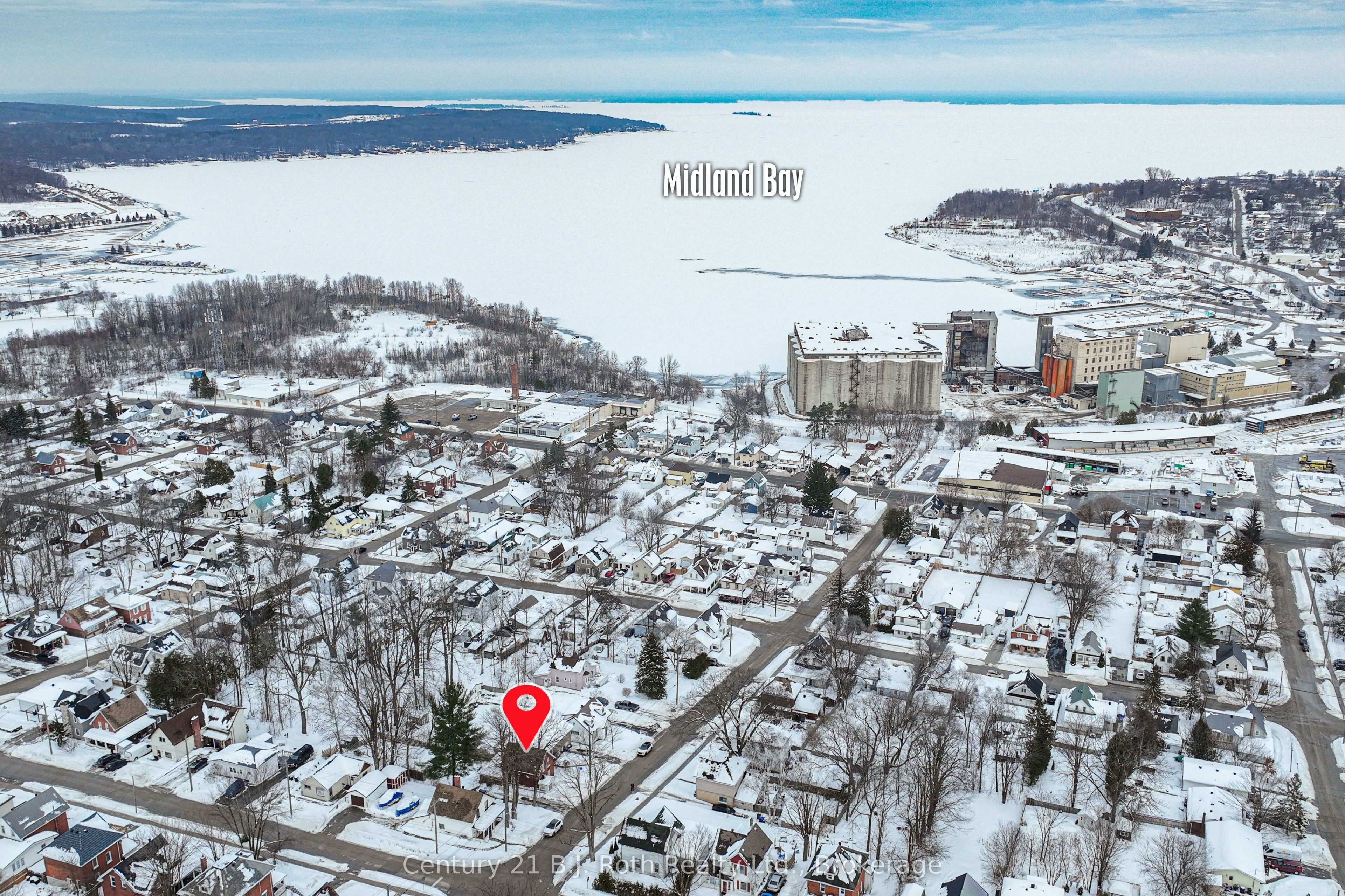 694 Quebec Street Property Photo 5